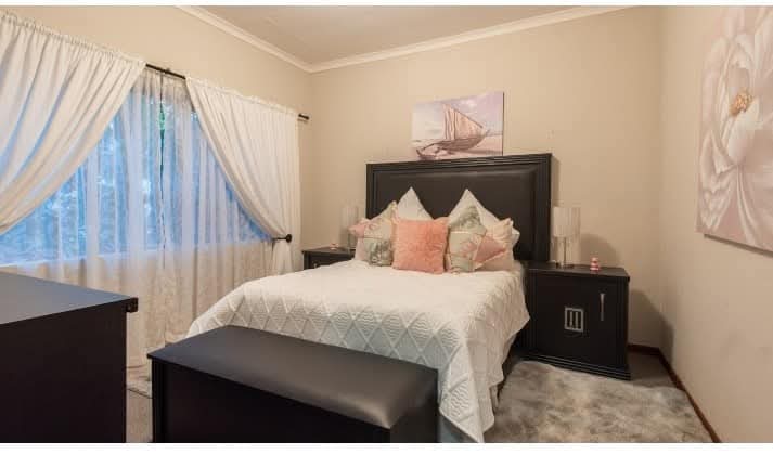 6 Bedroom Property for Sale in Somerset East Eastern Cape